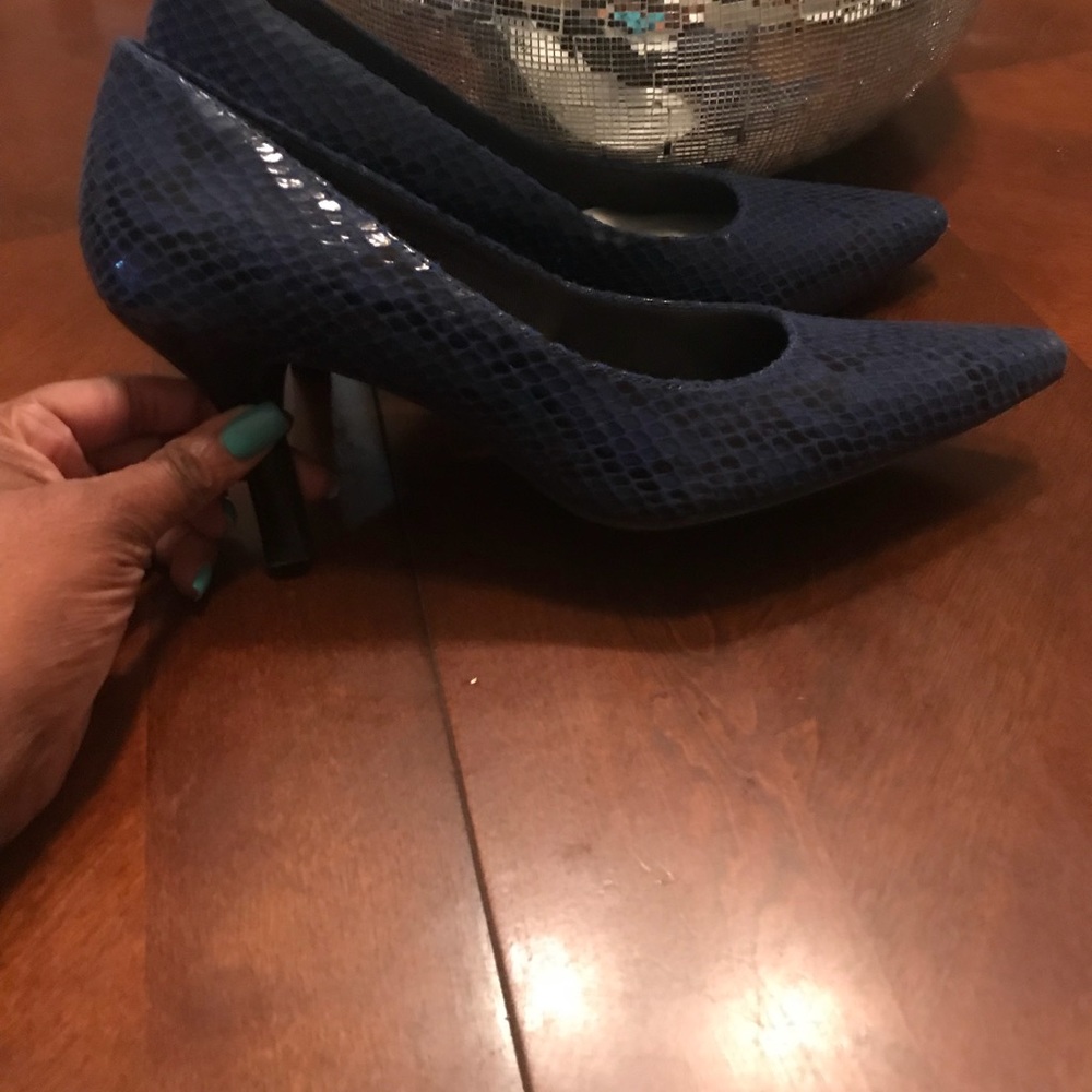 Beautiful Python Blue Pumps - image 4
